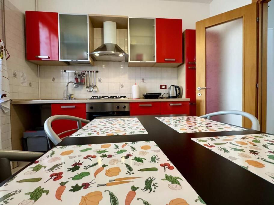 Апартаменты Ilaria House Комо Экстерьер фото