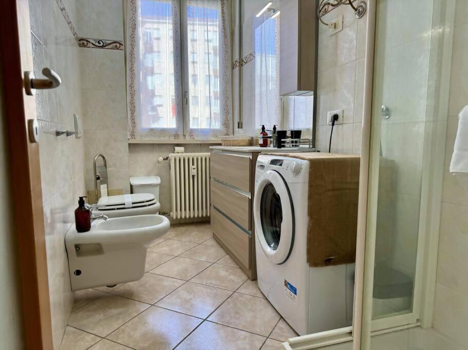 Апартаменты Ilaria House Комо Экстерьер фото