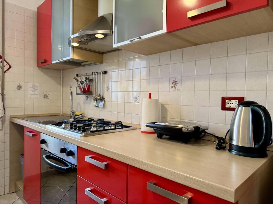 Апартаменты Ilaria House Комо Экстерьер фото