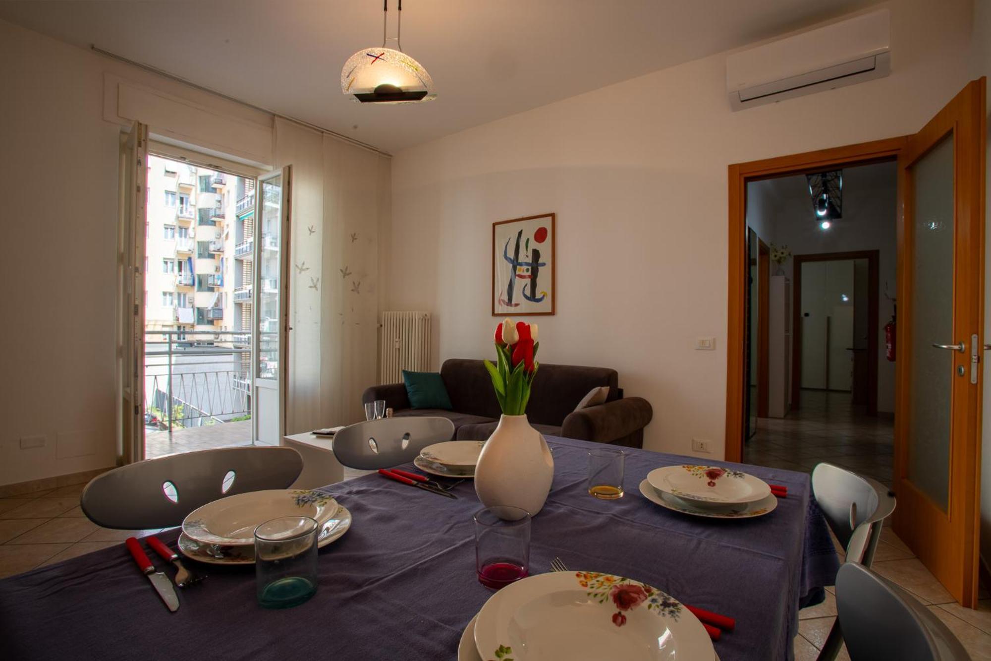 Апартаменты Ilaria House Комо Экстерьер фото